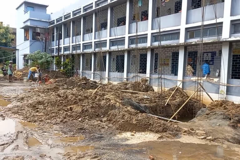 ramp-construction-work-started-in-sahibganj-sadar-hospital