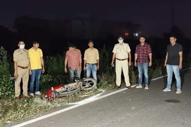 criminal arrested in noida who escape from agra