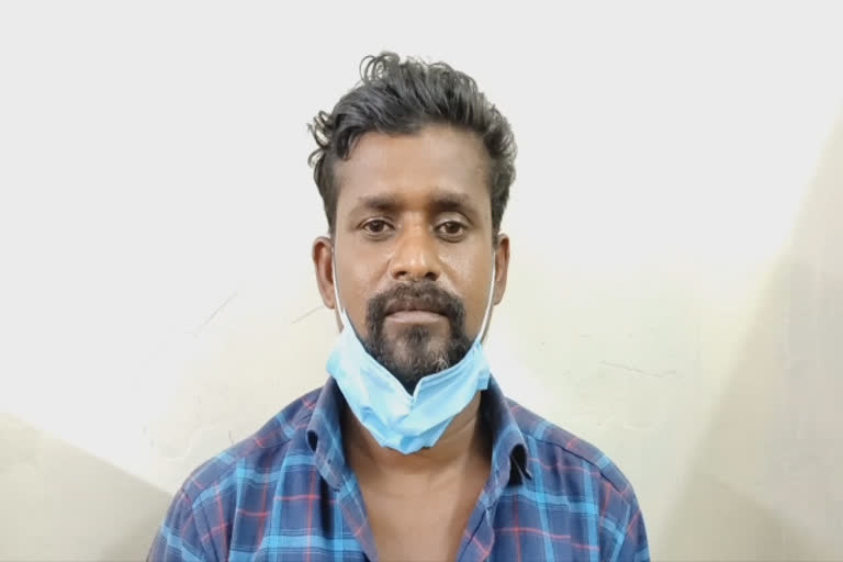 serial Robber arrested by erode police  erode news  erode latest news  serial Robber  serial Robber arrest  erode serial robber arrest  தொடர் கொள்ளையில் ஈடுபட்ட ஒருவர் கைது  ஈரோடு செய்திகள்  ஈரோட்டில் தொடர் கொள்ளையில் ஈடுபட்ட ஒருவர் கைது  கொள்ளையில் ஈடுபட்டவர் கைது  கொள்ளையர்  நகை திருட்டு  திருட்டு  theft  jewel theft