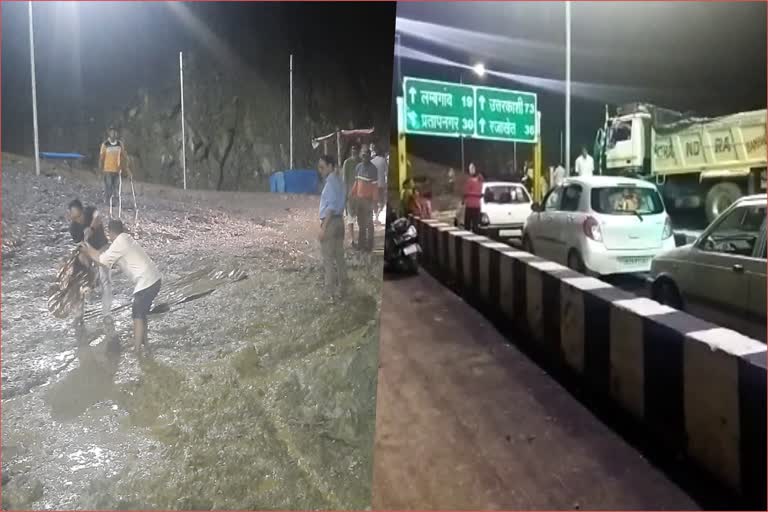 debris-coming-near-dobra-chanthi-bridge