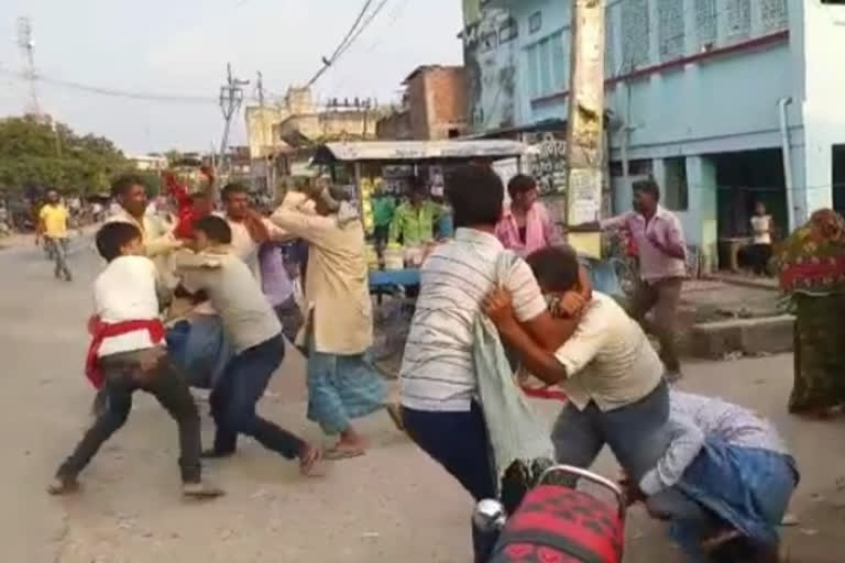 Fight between two parties who came to register the land in Bettiah