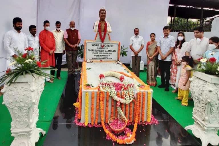 suresh angady statue Unveiling in delhi