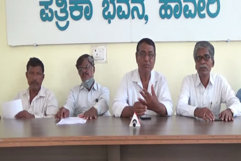 yadava community urges as government should give minister position to mla poornima