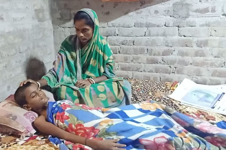 parents need help to cure son from brain tumor in kakdwip