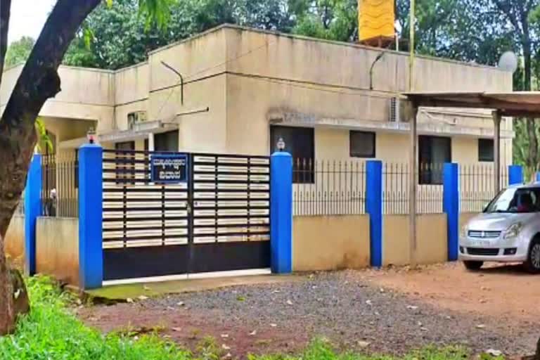 ACB raids on Belgaum Hindalga jail superintendent house