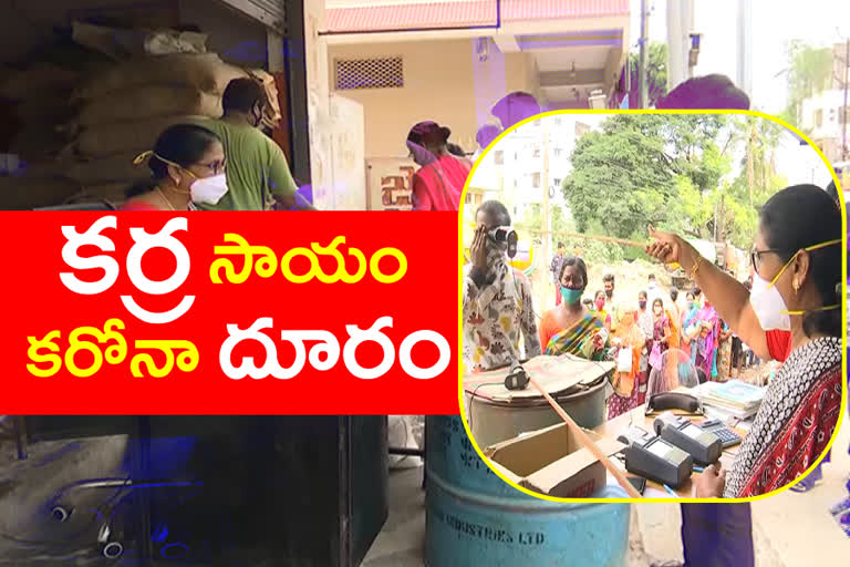 Corona Precautions: రేషన్​ డీలర్ ఆలోచన.. వినియోగదారుల సహకారం