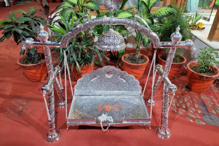 ramlala-sits-on-a-silver-swing-for-jhulan-utsav-in-ayodhya