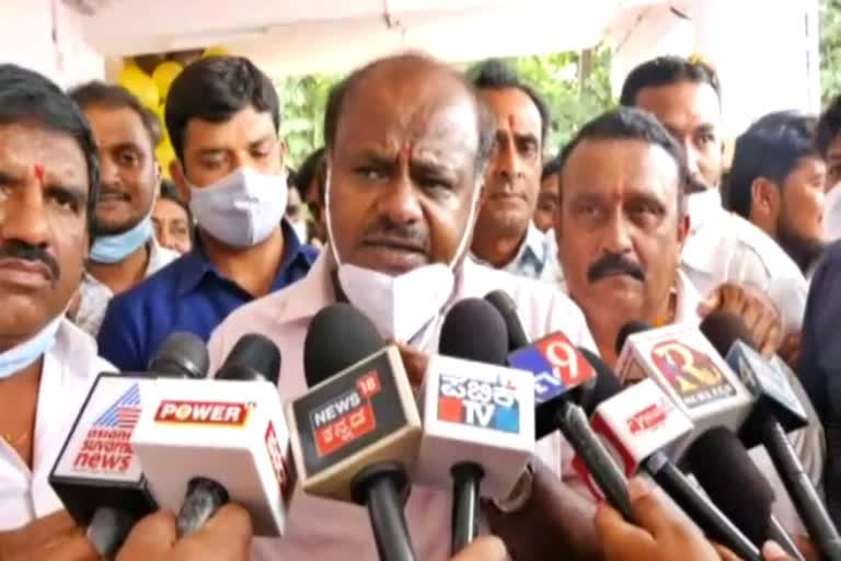 HD Kumaraswamy