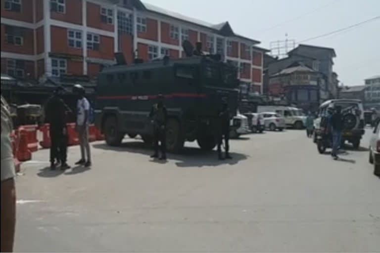 Tight security in Kashmir ahead of Independence day