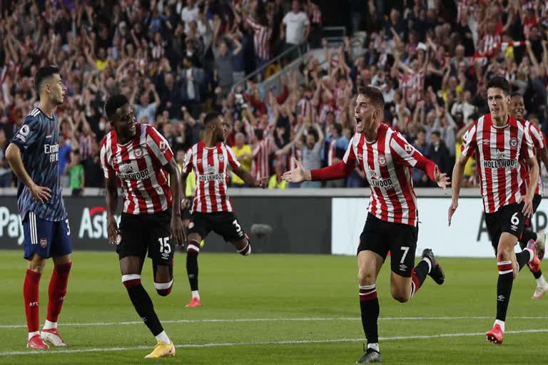 Newcomer Brentford opens Premier League by beating Arsenal