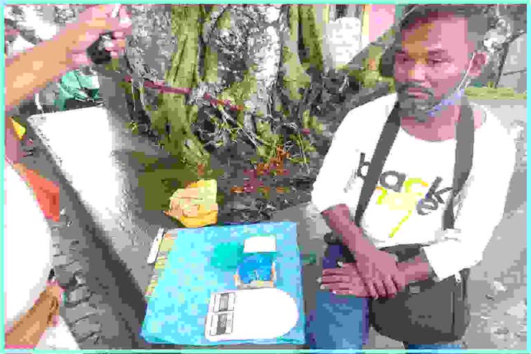 drugs-pedder-arrest-in-karimganja