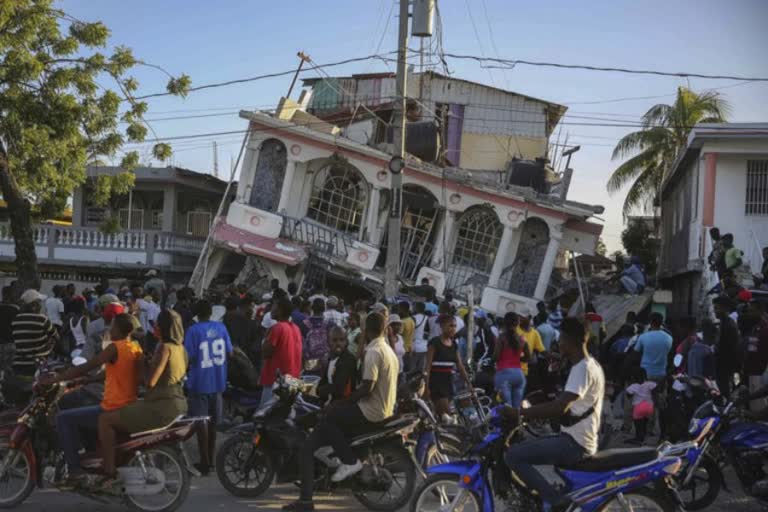 Civilians death Haiti earthquake