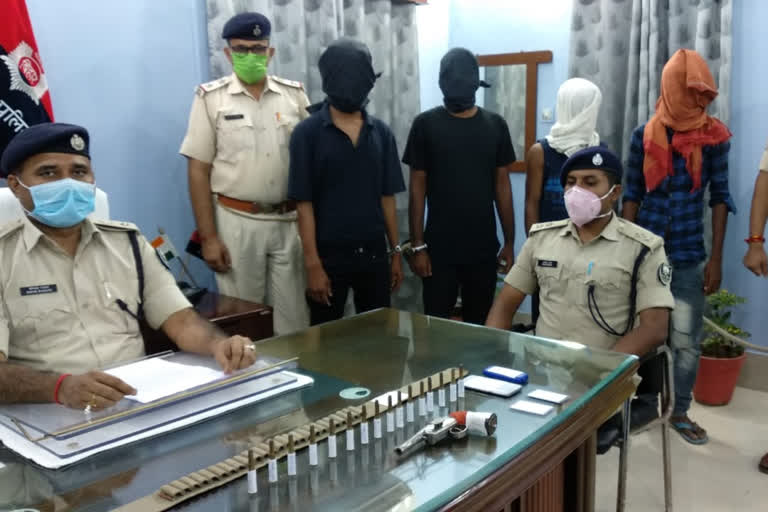 जहानाबाद में 4 अपराधी गिरफ्तार