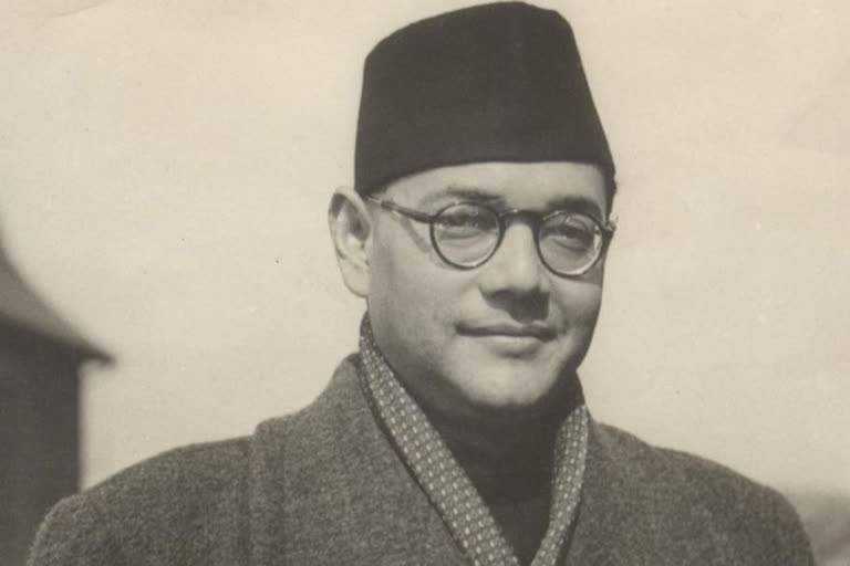 congress and bjp creates controversy after tweets about netaji death anniversary