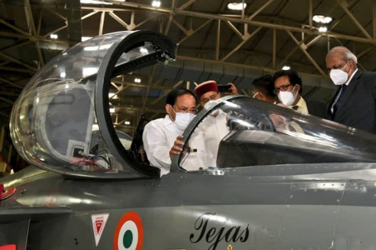 Venkaiah Naidu visits Hindustan Aeronautics Limited