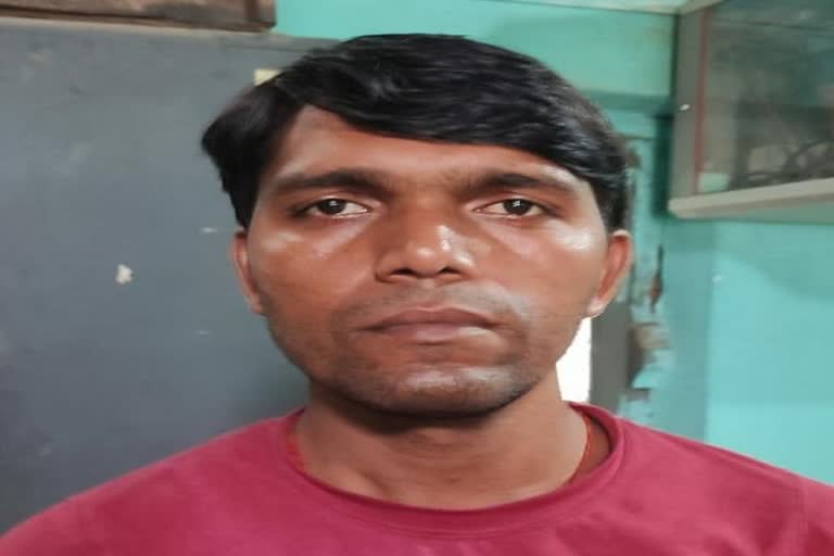 Man arrested for conspiring to cheat teacher in pakur