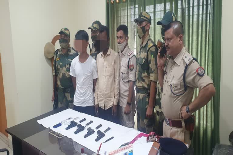 assam-police-and-bsf-arrested-two-arms-trader-with-arms-in-a-joint-operation