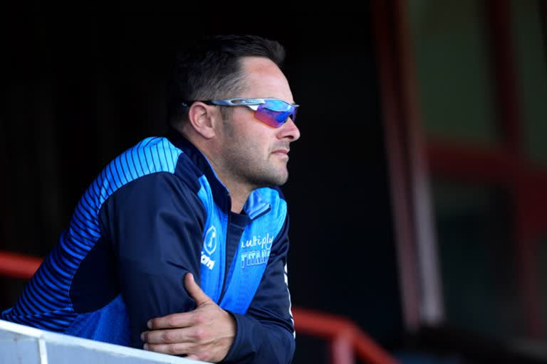 Mark Boucher apologises for singing offensive songs with his teammates