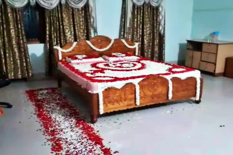 AP: HoneyMoon arrangement in University guest house