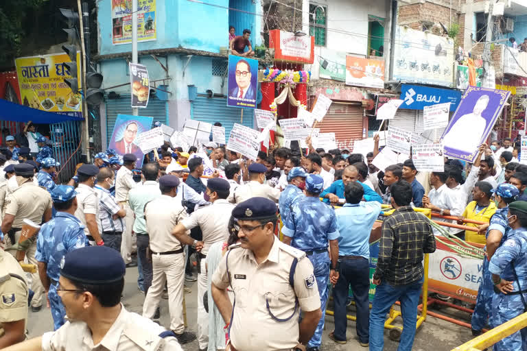 Students protest in patna