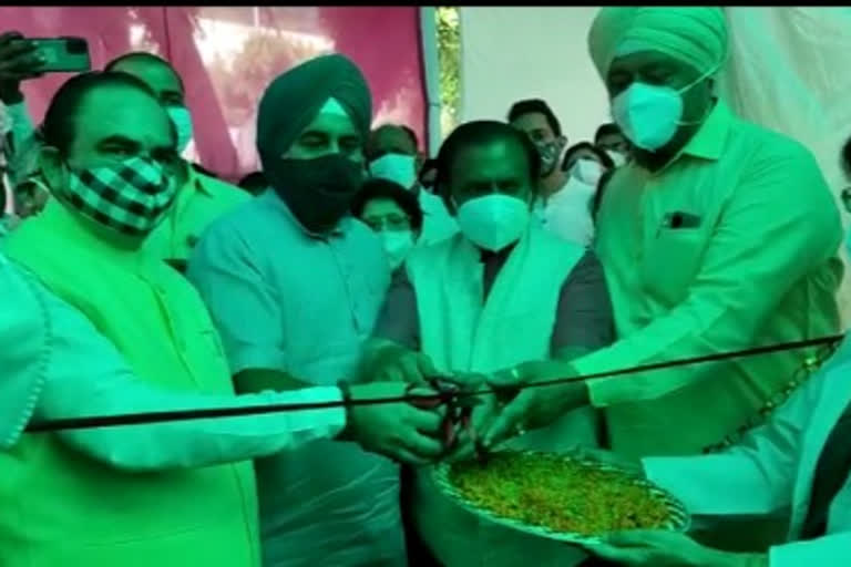 North Delhi Mayor Raja Iqbal Singh inaugurates Covid 19 Lab at Hindurao Hospital delhi