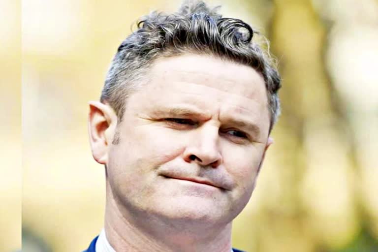 Cricketer Chris Cairns  Former New Zealand Cricketer  New Zealand Cricketer Chris Cairns  Paralysis In Legs  Live Saving Heart Surgery  हार्ट सर्जरी  न्यूजीलैंड के पूर्व क्रिकेटर Chris Cairns  लकवा