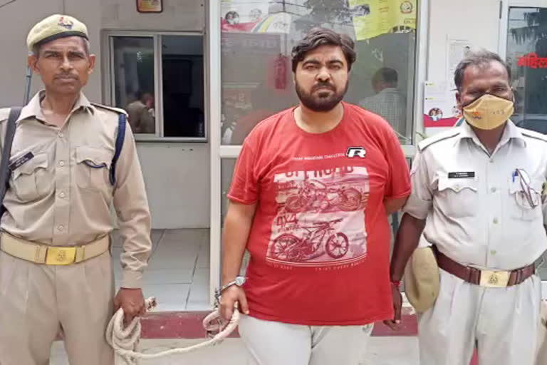 Flight ticket on fake name and ID, suspect arrested in Bareilly