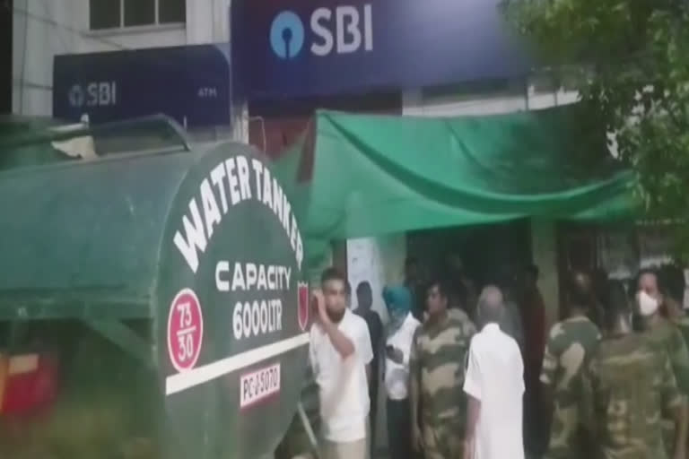 SBI ਦੀ ਪਹਿਲੀ ਮੰਜ਼ਿਲ ’ਤੇ ਲੱਗੀ ਭਿਆਨਕ ਅੱਗ