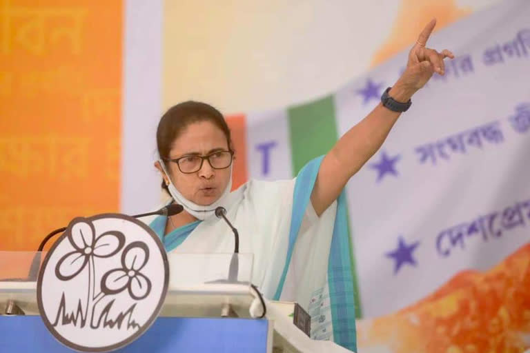 mamata banerjee called opposition cm meeting, is she following jyoti basu's step?