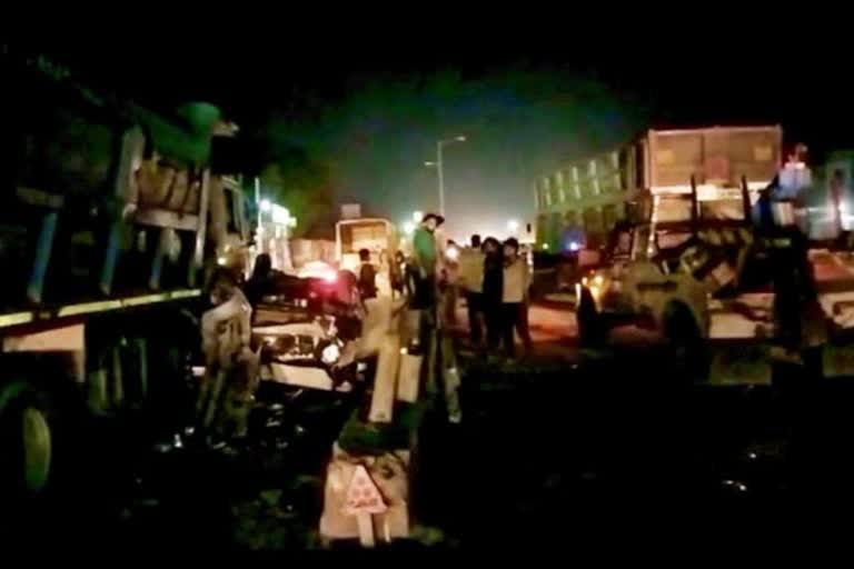 बहरोड़ में देर रात हादसा: डंपर ने करीब 12 वाहनों को मारी टक्कर, 8 घायल