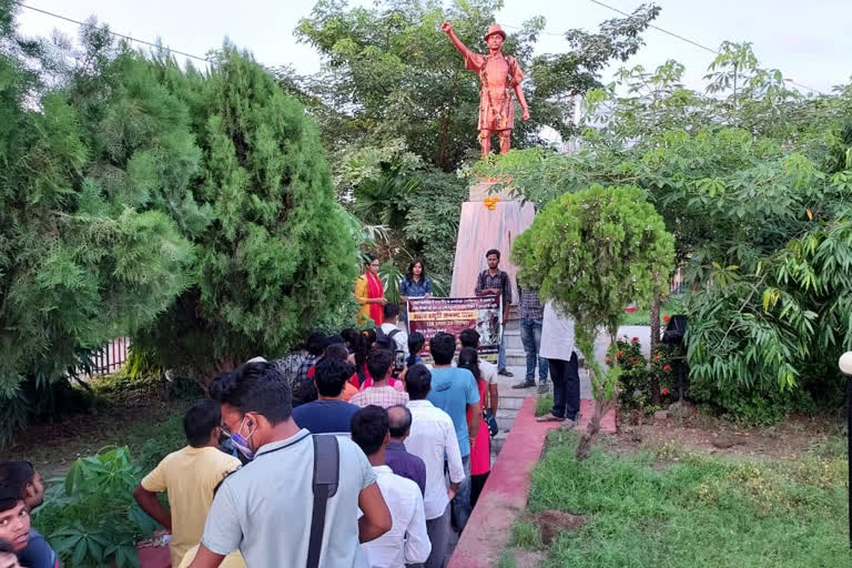 Shaheed Smriti Sankalpa Yatra started in Patna