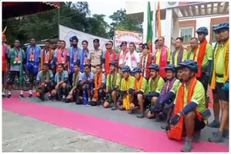 ssb-cycle-rally-team-arrived-in-manikpur