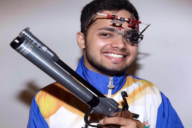 Tokyo Paralympics: Manish, Singhraj storm into medal round of 10m Air Pistol SH1