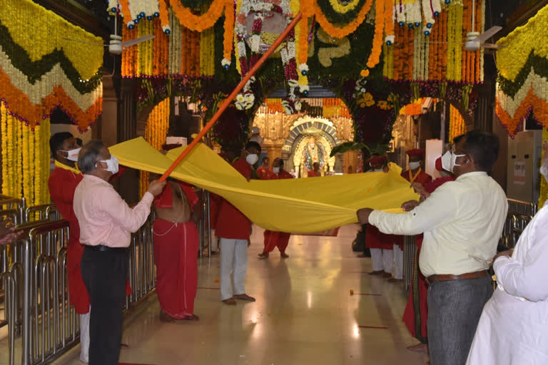 श्रीकृष्ण जन्माष्टमीचा उत्सव साजरा