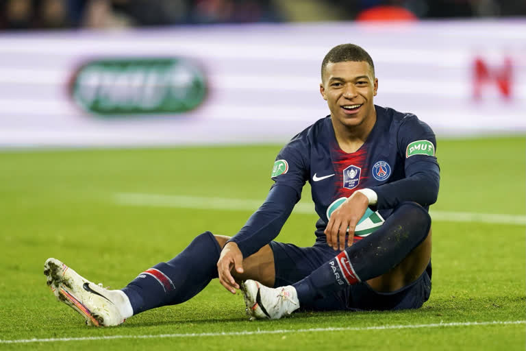 Mbappe PSG Real Madrid Transfe  Mbappe  PSG  Real Madrid  എംബാപെ  പിഎസ്‌ജി  റയൽ മാഡ്രിഡ്  ലയണൽ മെസി  Messi  ക്രിസ്റ്റ്യാനോ റൊണാൾഡോ  Ronaldo