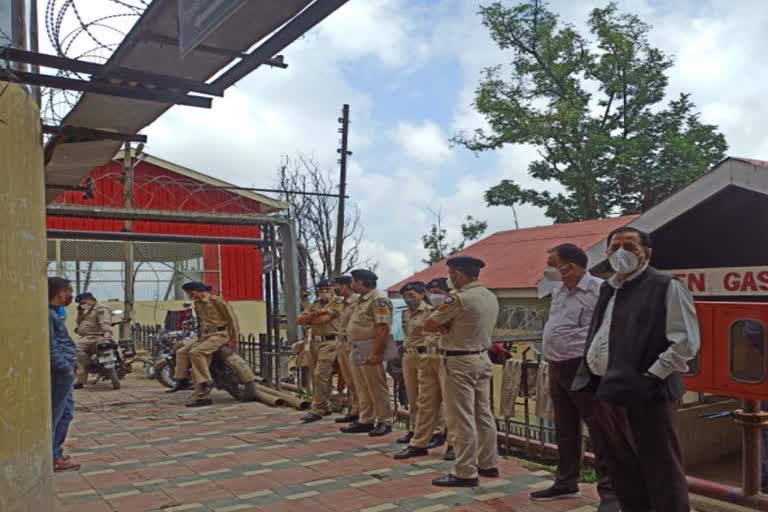 Controversy over canteen in IGMC Shimla