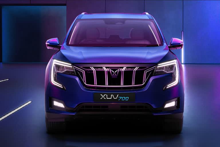 XUV 700