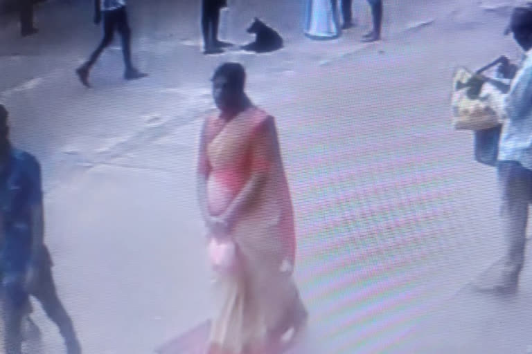 A Woman Arrested In Bag Theft Case At Bengaluru