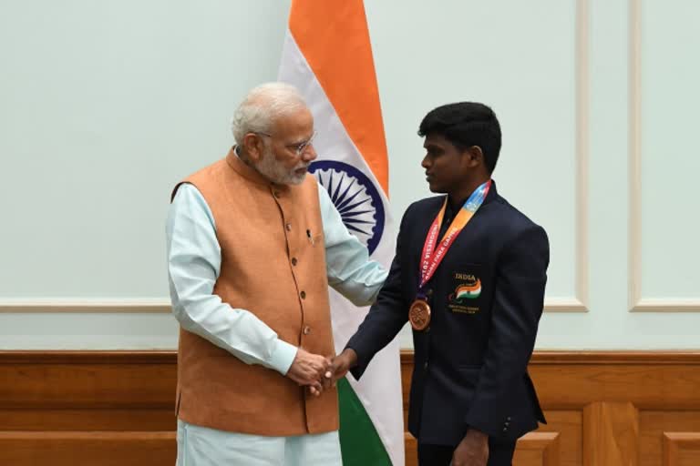 Prime Minister congratulated Mariyappan Thangavelu
