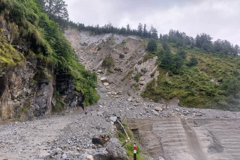 Badrinath Highway blocked