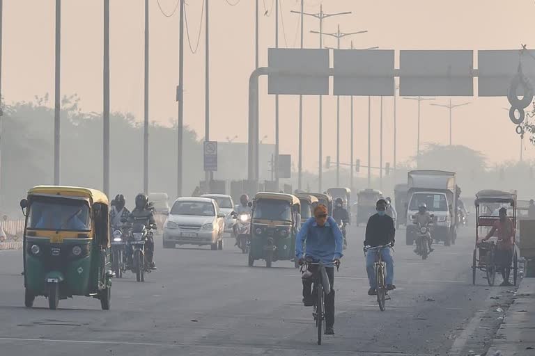 air pollution in india  വായു മലിനീകരണം  ഇന്ത്യക്കാരുടെ ആയുർദൈർഘ്യം  pollution cut life expectancy  National Clean Air Program  Energy Policy Institute Chicago