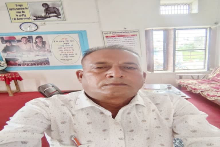 शिक्षक के पैसे चोरी, stealing teacher money in dungarpur