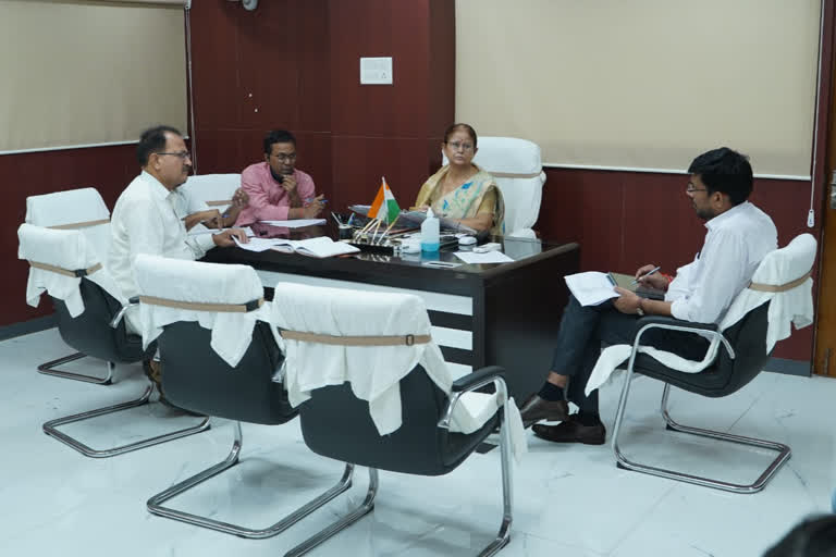 Mayor held review meeting to review work of Bankipur Ganga Division