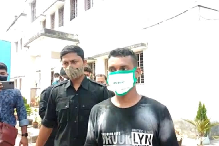 A Fake Police Officer Arrest from Swarupnagar for Fraud Case in North 24 Pargana