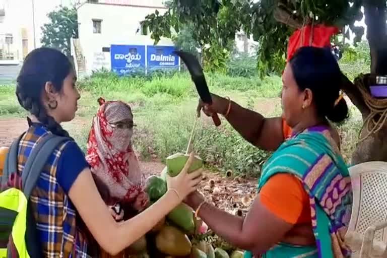 tender-coconut-water-business-dull-in-bagalkot