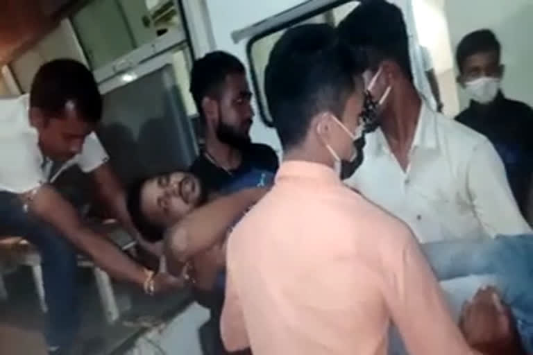 TMC workers attacked by BJP supporters  Trinamool congress supporters attacked by BJP  ടിഎംസി പ്രവർത്തകരെ ബിജെപി അനുയായികൾ ആക്രമിച്ചു