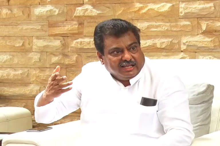 mb-patil-press-meet-about-lingayat-separate-religion-fight