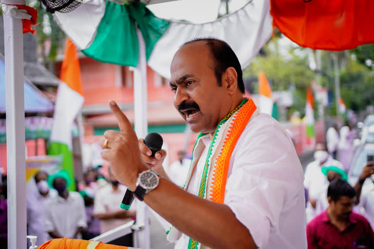 opposition leader VD Satheesan against Pinarayi vijayan