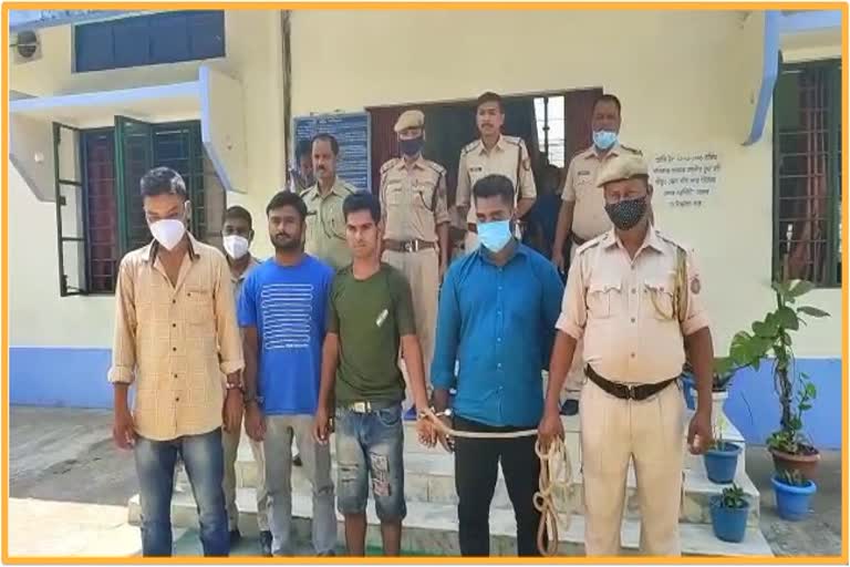 four-thief-arrested-in-titabar-etv-bharat-assam-news