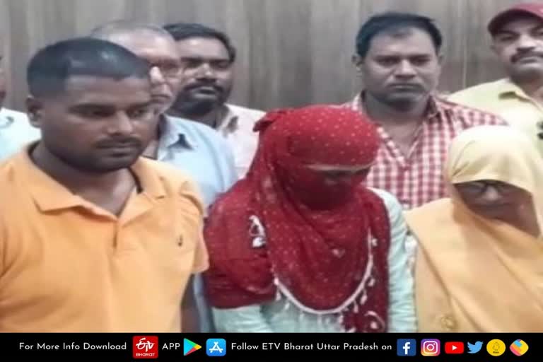 kasganj police arrested man who killed wife daughter son and friend for 2nd marriage